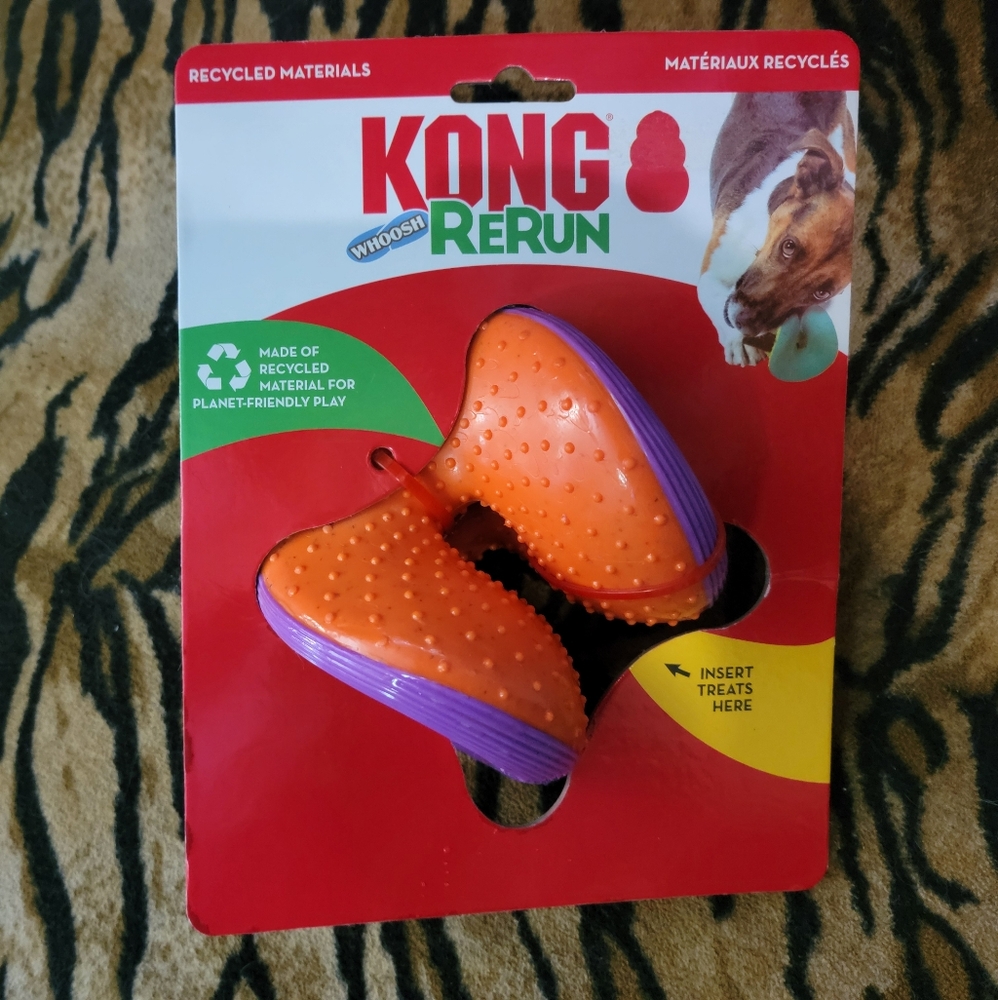 KONG ReRun Durable Treat Dispenser Various colors Dog Toy Sz Large New!